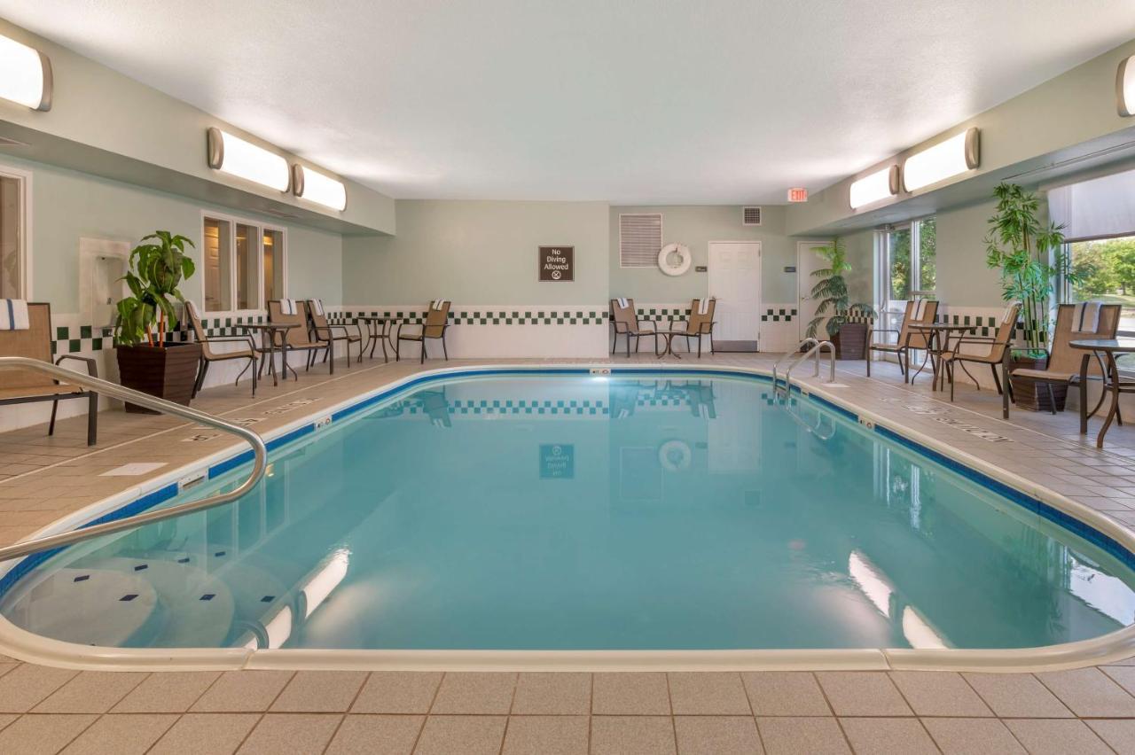 Best Western Hilliard Inn & Suites Eksteriør bilde