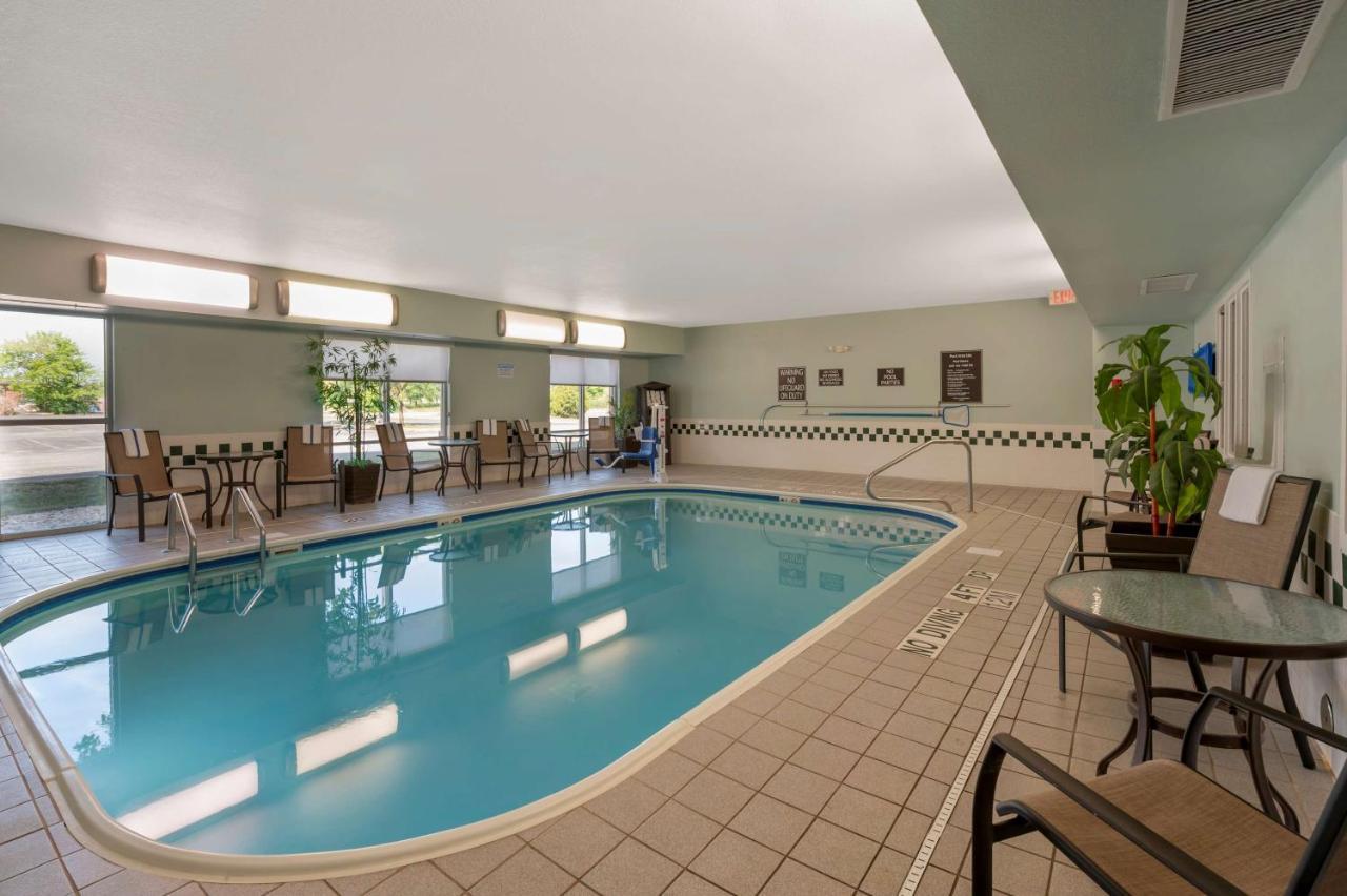 Best Western Hilliard Inn & Suites Eksteriør bilde