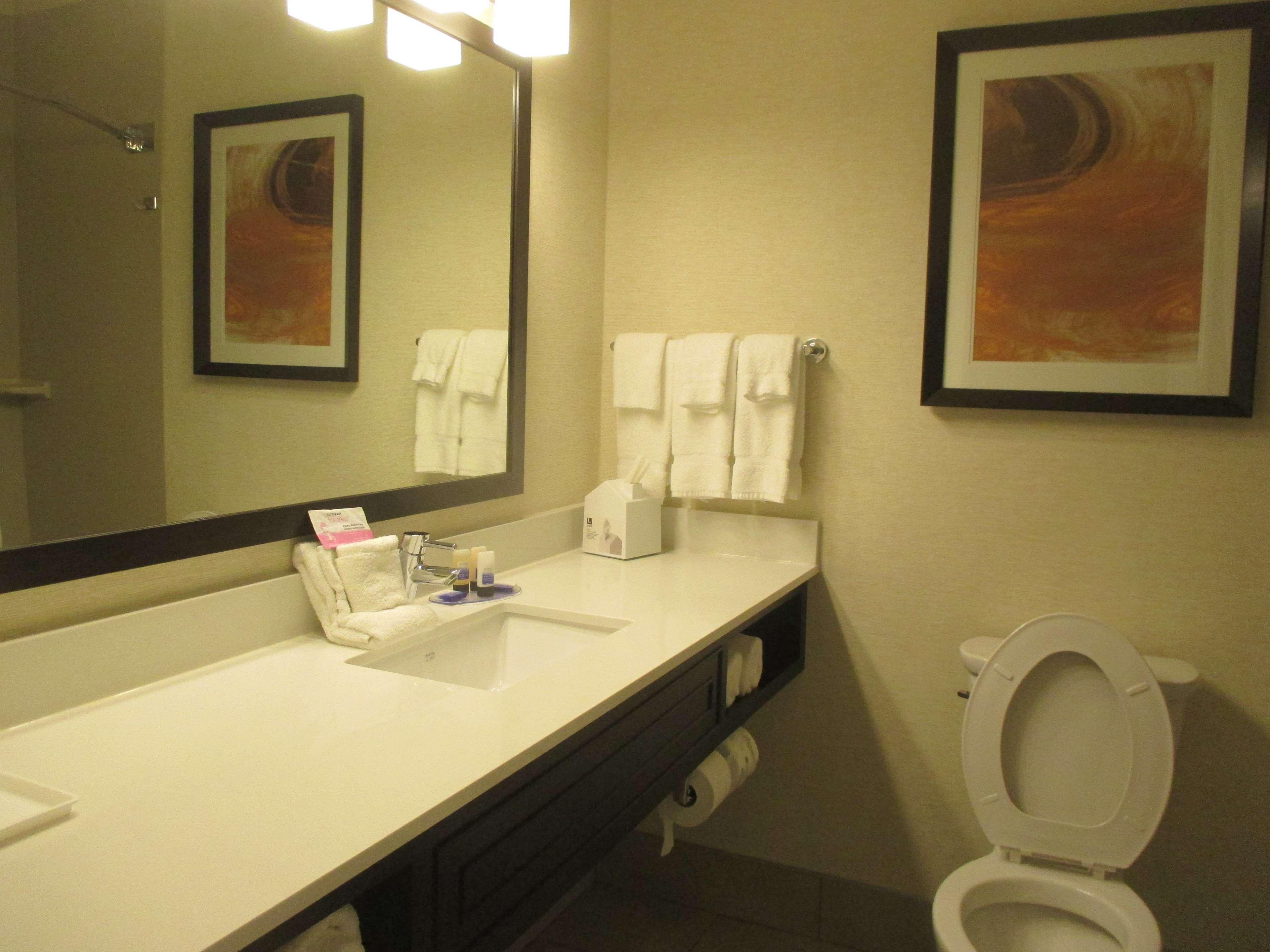 Best Western Hilliard Inn & Suites Eksteriør bilde