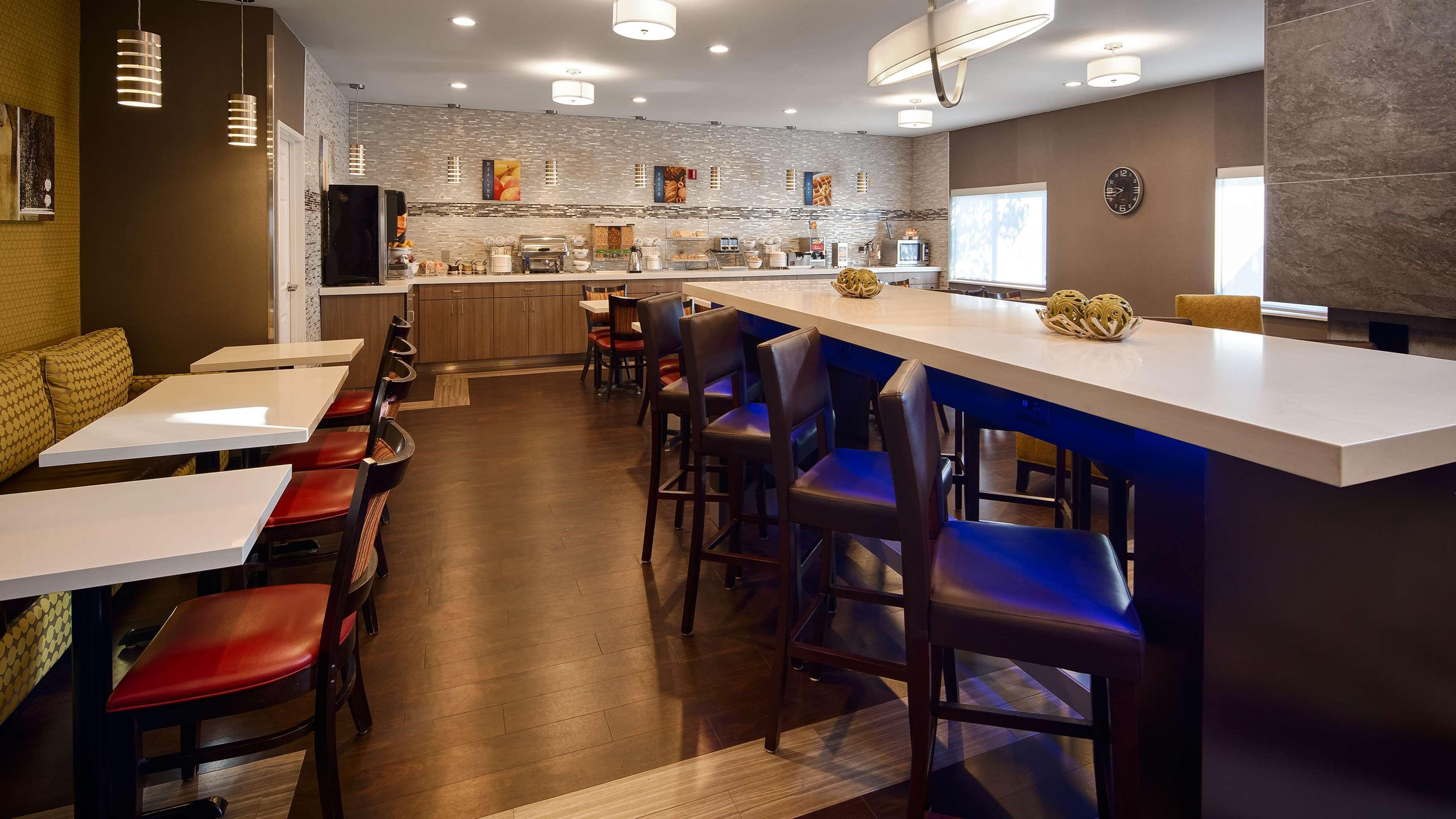 Best Western Hilliard Inn & Suites Eksteriør bilde