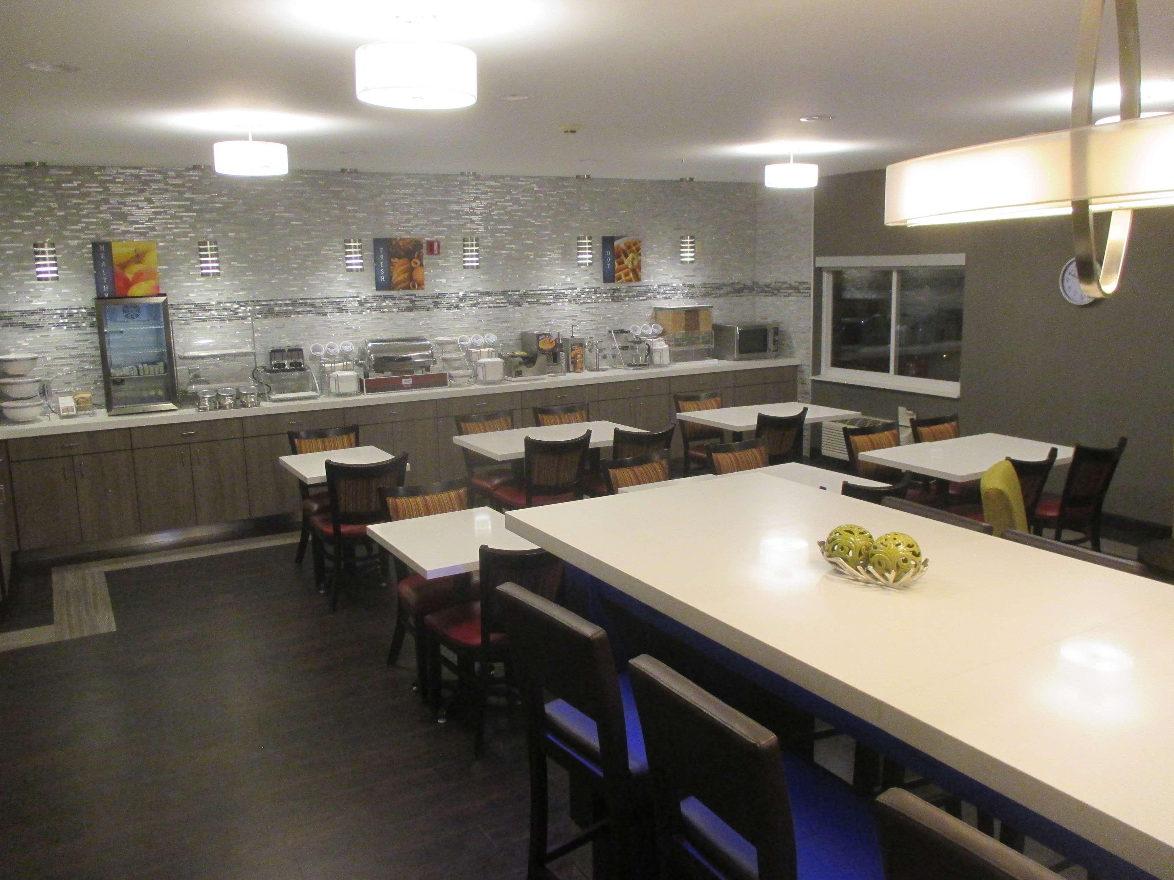 Best Western Hilliard Inn & Suites Eksteriør bilde
